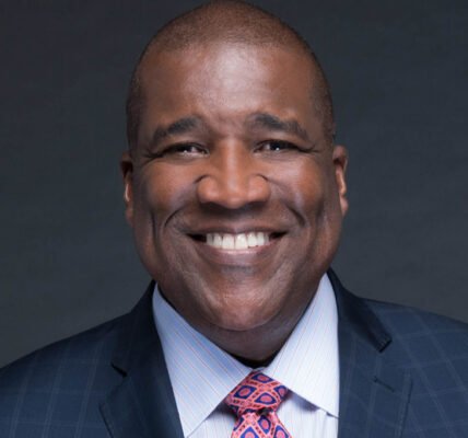 Curt Menefee